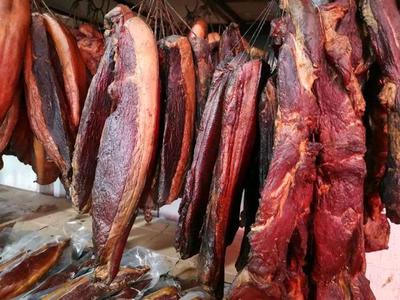 貴州地道的土特產 臘肉香腸的獨特魅力